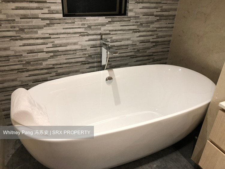 Changi Heights (D17), Terrace #552866431